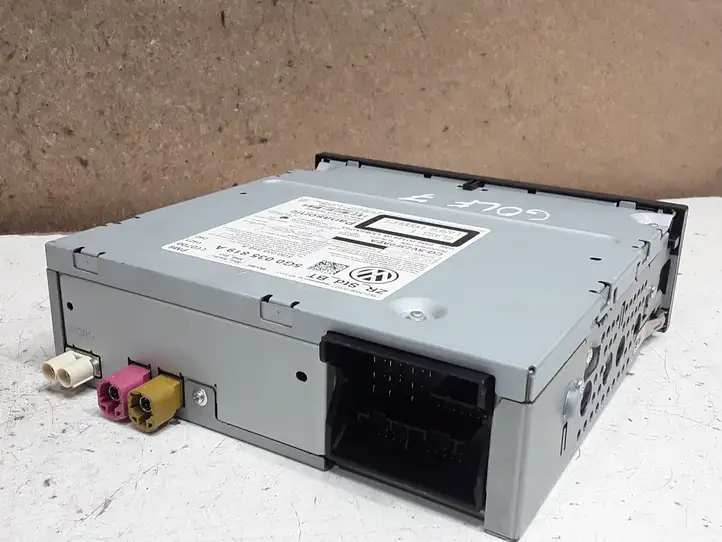 Volkswagen Golf VII (2013 - 2019)  5G0035819A Мультимедийный контроллер