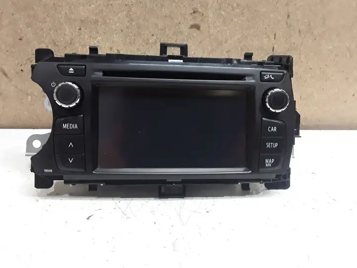 Toyota Yaris (2012 - 2014) 861400D010 Магнитола / мультимедийная система — фото 1