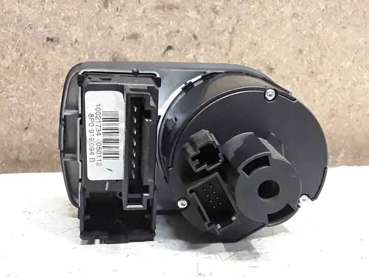 Audi A1 (2010 - 2014) 8X1941531S Включатель фонарей — фото 2