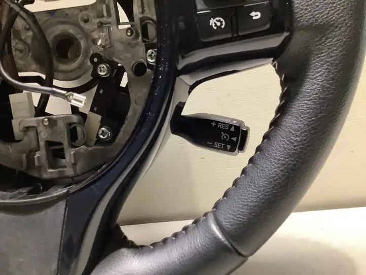 Toyota Yaris (2014 - 2019) 45100OD Руль — фото 3
