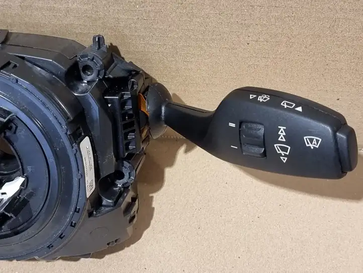 BMW 1 F20 F21 (2011 - 2019) LZ935115102 Контактное кольцо SRS — фото 3