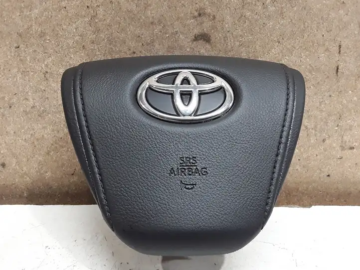 Toyota Avensis T270 (2015 - 2018) 0589P1000183 Подушка безопасности руля — фото 2