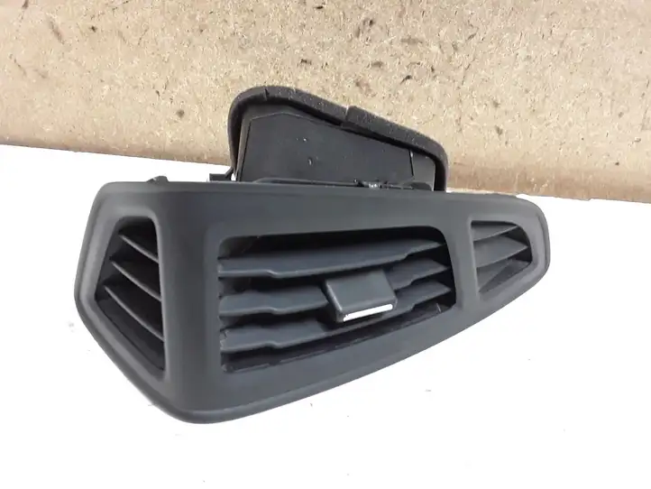 Ford Focus (2011 - 2015) BM51A18B08AJ Боковой воздушный дефлектор — фото 1