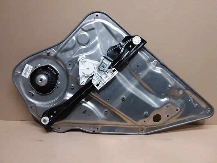 Mercedes-Benz C W204 (2007 - 2014)  A2048200542 Передний комплект электрического механизма для подъема окна