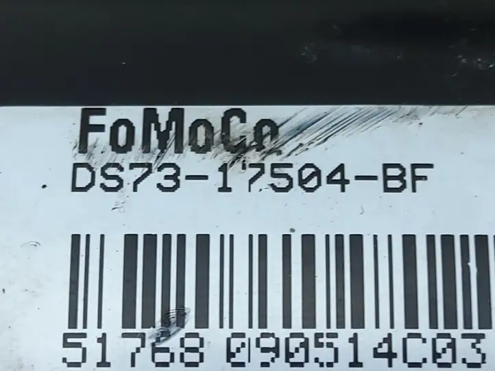 Ford Fusion II (2013 - )  DS7317504BF Двигатель стеклоочистителей