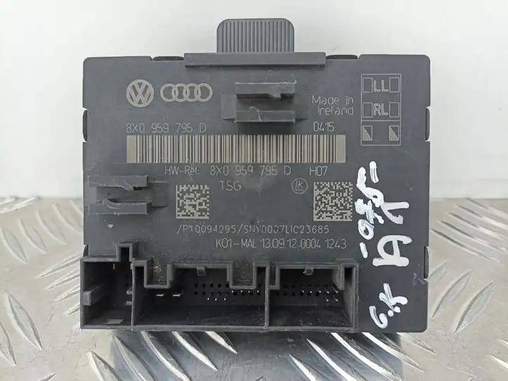 Audi A1 (2010 - 2014) 8X0959795D Блок управления дверью — фото 1