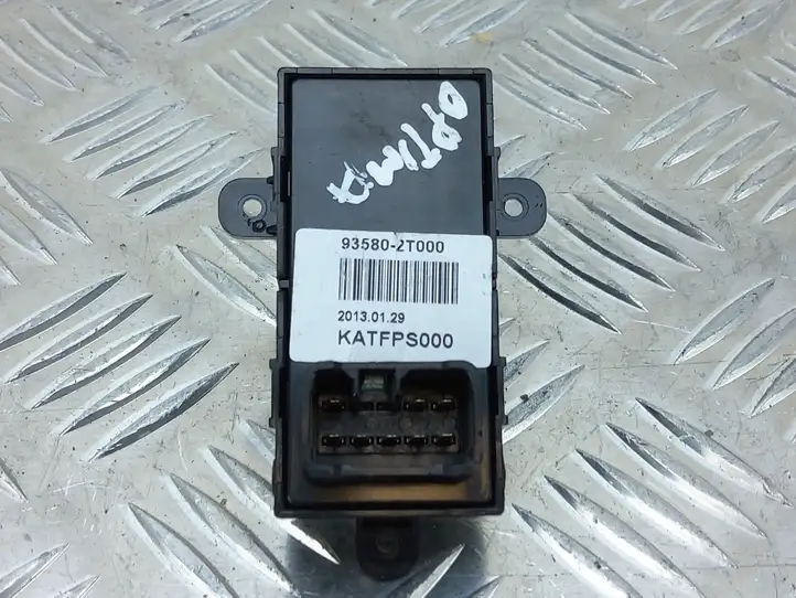 Kia Optima (2010 - 2013) 935802T000 Кнопка стеклоподъемников — фото 2