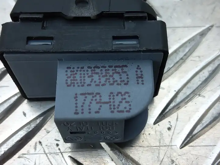 Audi A5 8T 8F (2007 - 2011) 8K0959855 Кнопка стеклоподъемников — фото 3