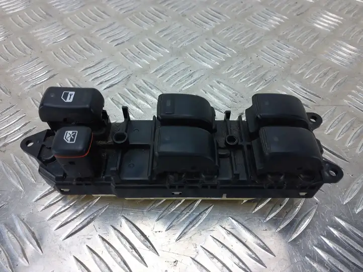 Toyota Avensis Verso (1995 - 2001) 8404044020 Блок кнопок стеклоподъемников — фото 2