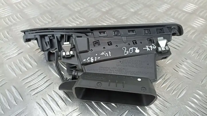 Peugeot 208 (2012 - 2015) 9633131777 Боковой воздушный дефлектор — фото 2
