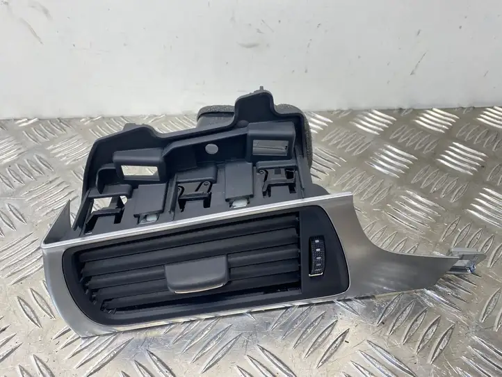 Audi RS7 C7 (2014 - 2018) 4G1820901 Боковой воздушный дефлектор — фото 5