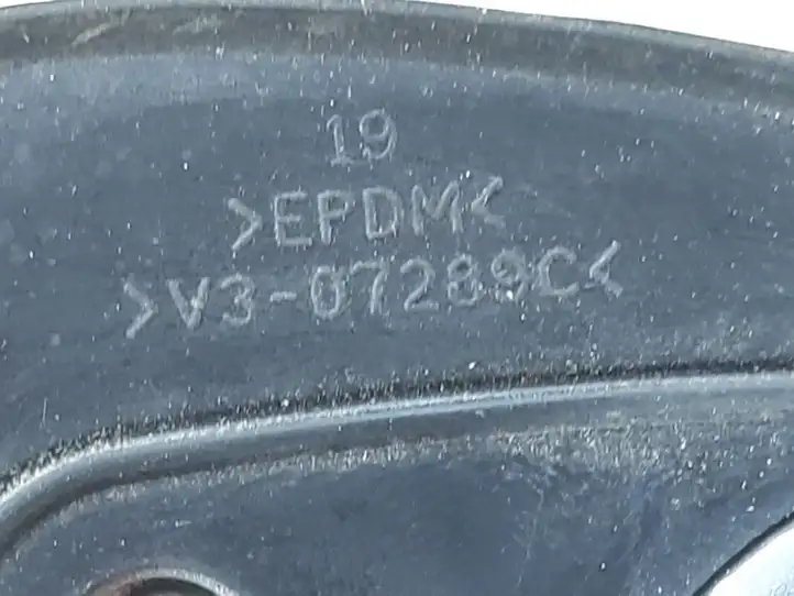 Toyota Avensis T270 (2009 - 2012) V307289C GPS антенна — фото 3