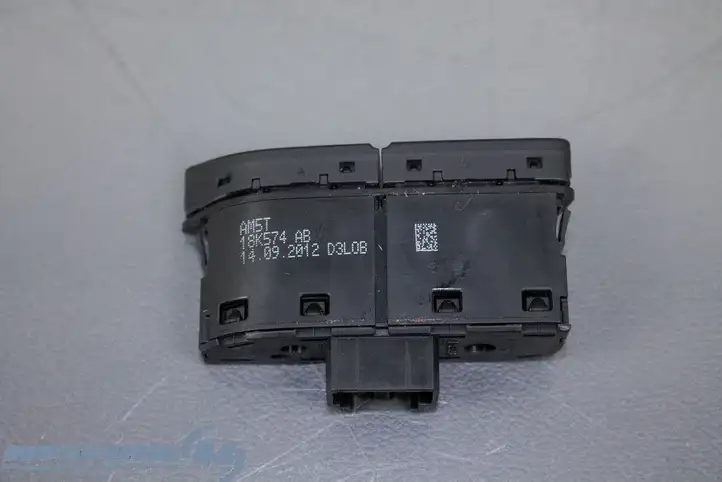 Ford Focus Grand C-MAX (2010 - 2019) AM5T18K574AB Кнопка обогрева стекла — фото 3