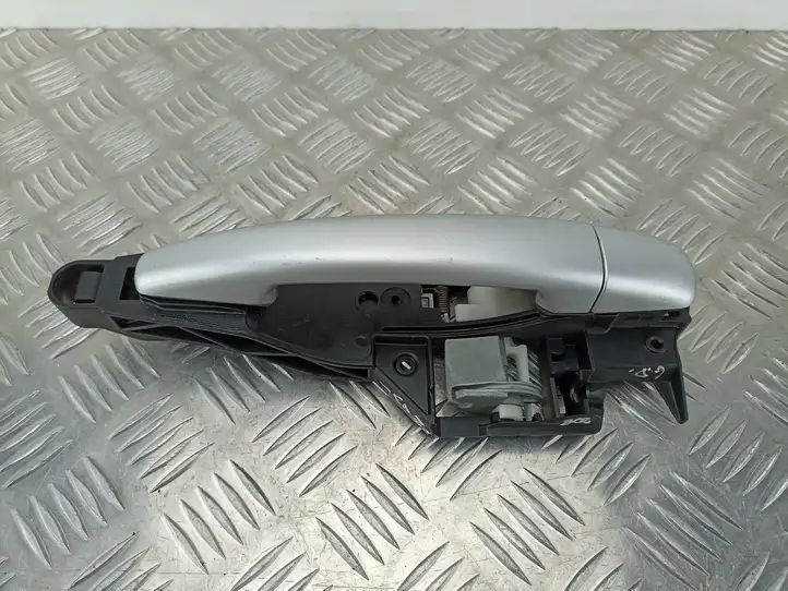 Peugeot 208 (2012 - 2015)  9672961080 Наружная ручка