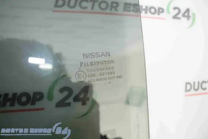 Nissan Leaf I (ZE0) (2010 - 2017) 43R001595 Стекло задней двери — фото 3