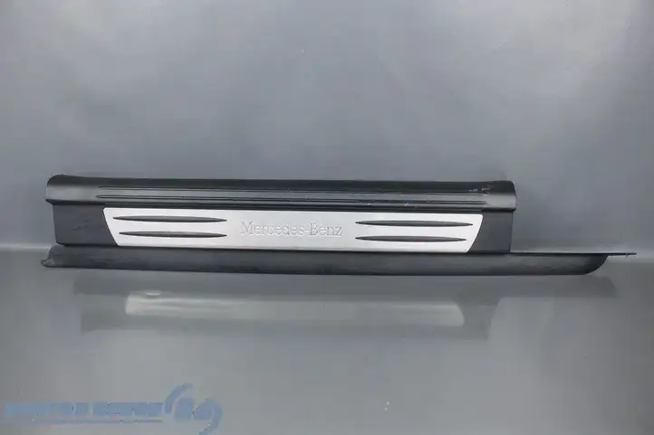 Mercedes-Benz SLK R171 (2005 - 2011) 1716800235RE Внутренняя отделка переднего порога — фото 1