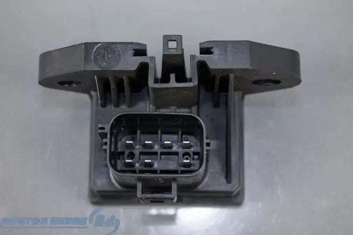 Ford Focus Grand C-MAX (2010 - 2019) AU5A9D370FC Реле насоса горючего — фото 9