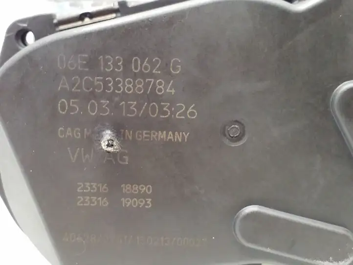 Audi A5 8T 8F (2011 - 2016) 06E133062G Дроссельная заслонка — фото 5