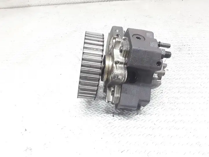 Renault Laguna II (2001 - 2005) 8200055072 Топливный насос — фото 2