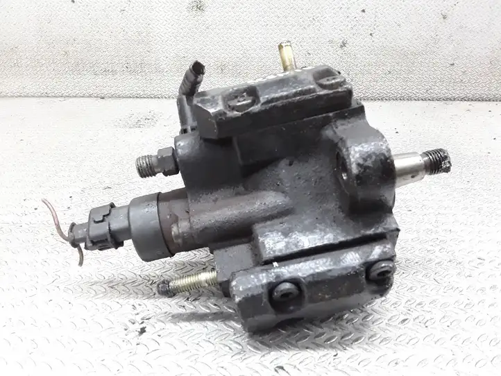 Renault Scenic I (1996 - 2003) 7700111010 Топливный насос — фото 4