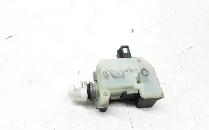 Smart ForTwo I (2000 - 2007) A4548200326 Замок крышки топливного бака — фото 1