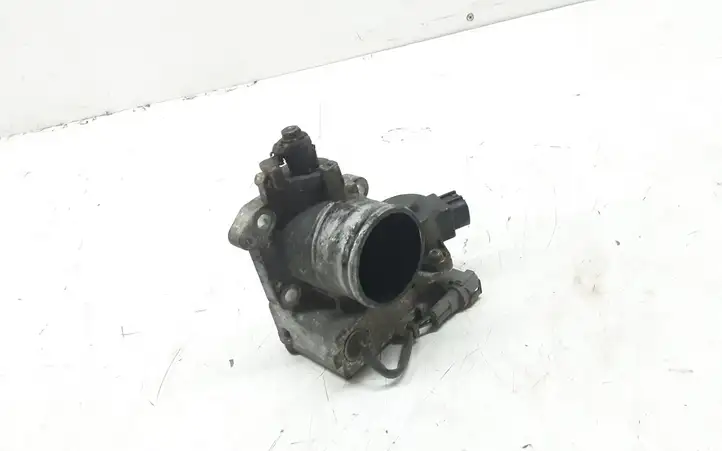 Toyota Avensis Verso (2001 - 2004) 8967221020 Дроссельная заслонка — фото 1