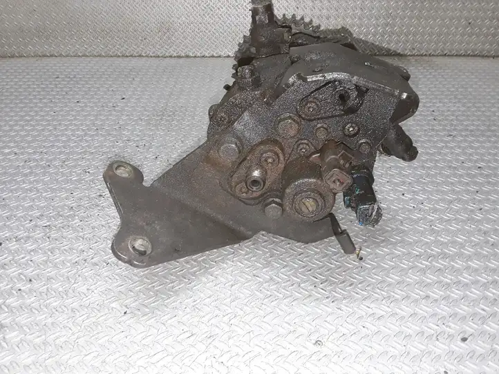 Ford Mondeo Mk III (2000 - 2007) R9044Z034A Топливный насос — фото 4