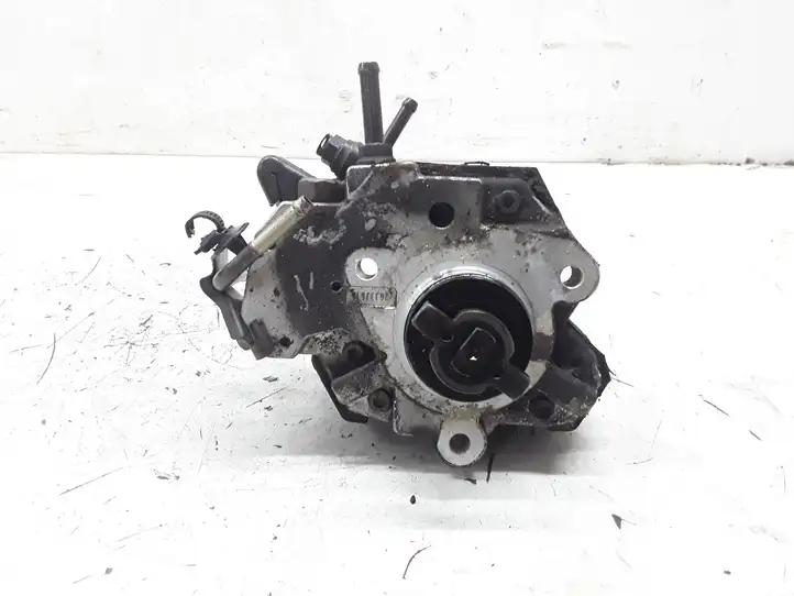 Toyota Yaris (2003 - 2005) 0445010047 Топливный насос — фото 1