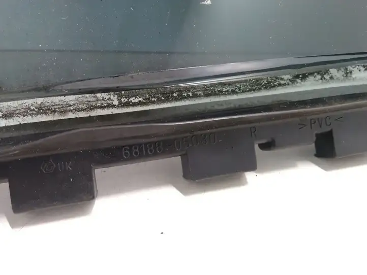 Toyota Avensis T250 (2006 - 2009) 6818805030 Форточка двери — фото 3