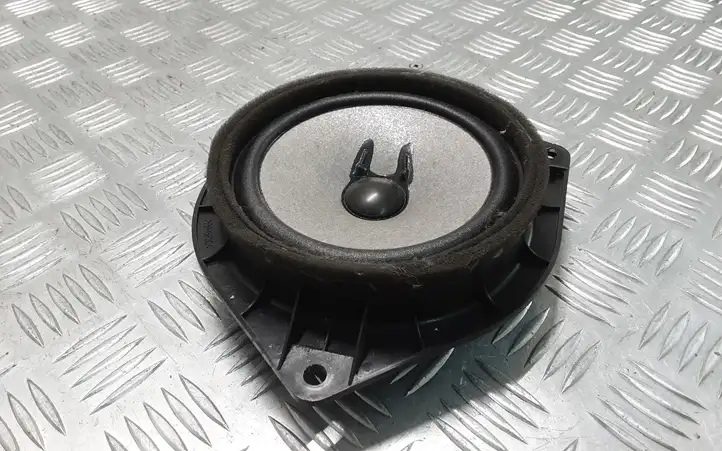 Toyota Corolla Verso E121 (2004 - 2007) 861600F030 Динамики задних дверей — фото 1