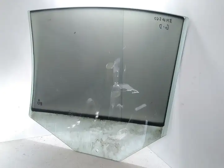 BMW 5 E60 E61 (2004 - 2010)   Основное стекло задних дверей