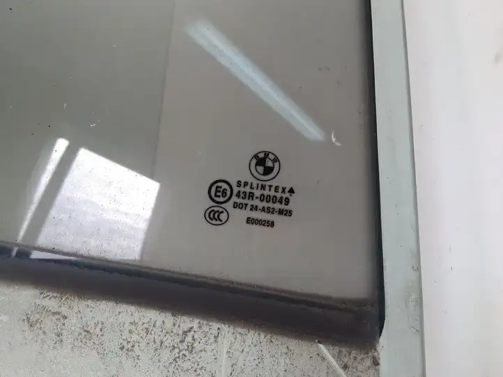 BMW 5 E60 E61 (2004 - 2010)   Основное стекло задних дверей