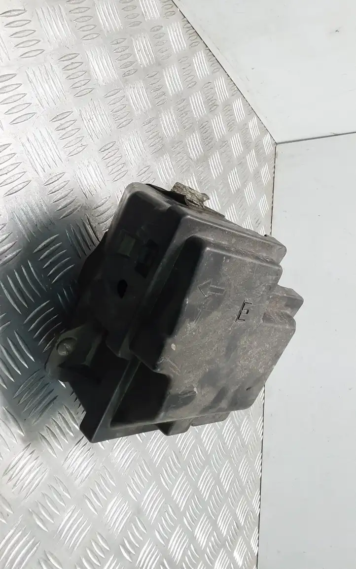 Citroen C8 (2002 - 2008)  1496764080 Ящик предохранителей (комплект)