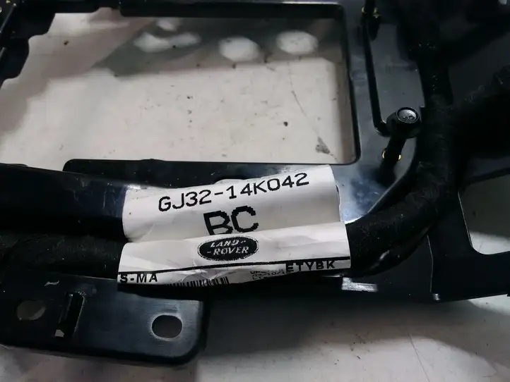 Land Rover Evoque I (2011 - 2015) GJ3214K042BC Прочая электропроводка — фото 3