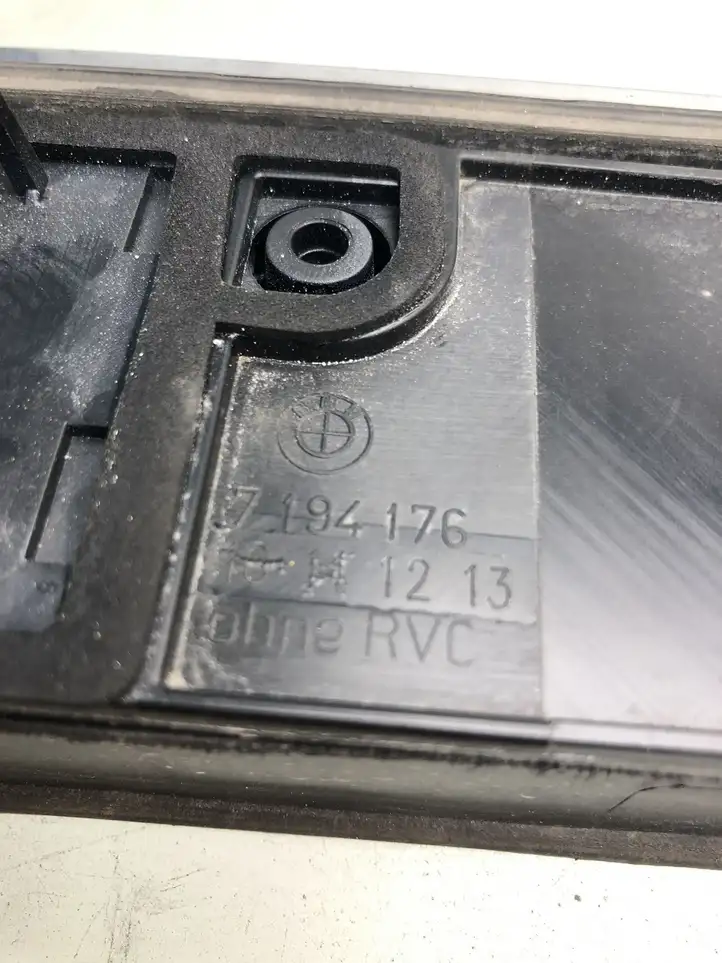 BMW 7 F01 (2008 - 2016) 7194176 Подсветка номера — фото 2