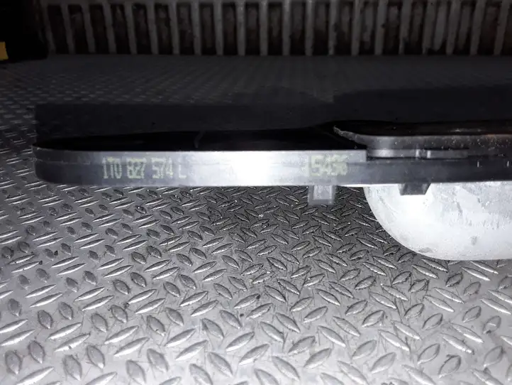 Volkswagen PASSAT B6 (2005 - 2010) 1T0827574L Подсветка номера — фото 2
