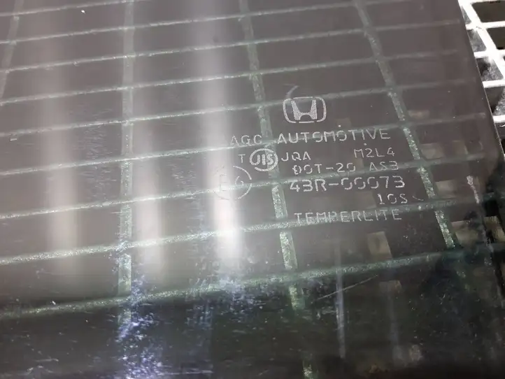 Honda Odyssey (2013 - 2017) 43R00073 Стекло задней двери — фото 4
