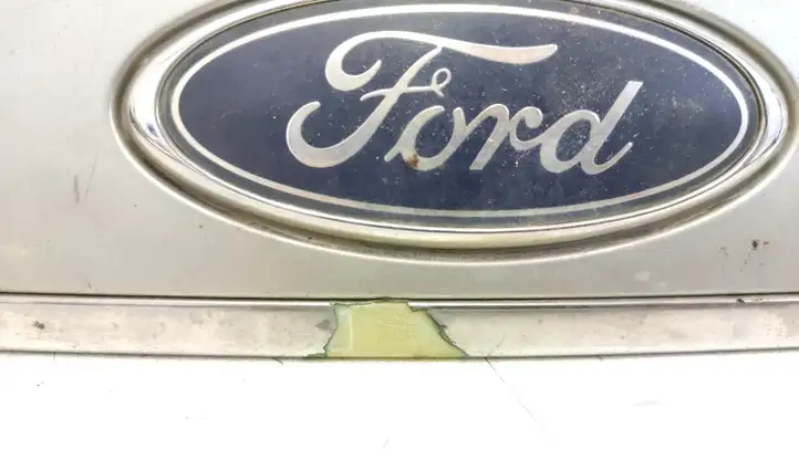 Ford Mondeo Mk III (2000 - 2007) 3S71N43400AF Подсветка номера — фото 5
