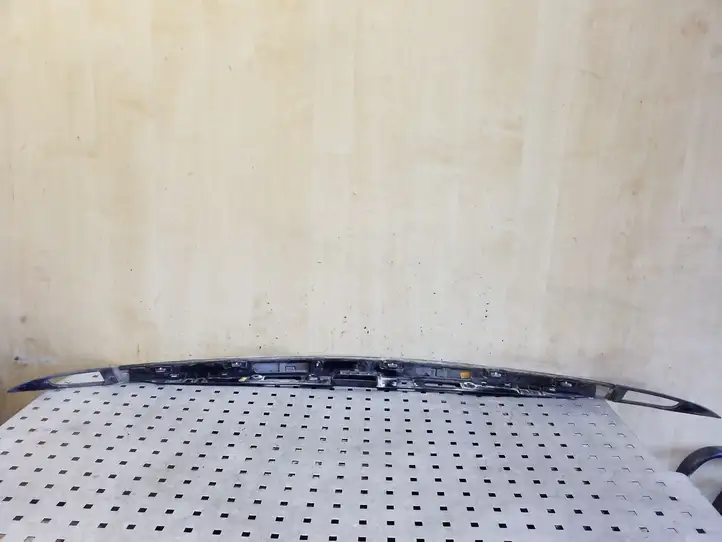 Tesla Model S (2016 - 2021) 102577600A Подсветка номера — фото 2