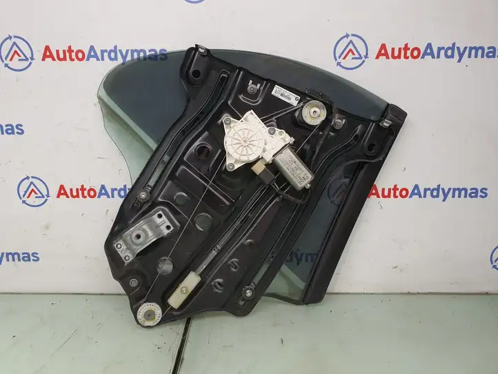 BMW 6 F12 F13 (2010 - 2018) 7219887 Стекло задней двери — фото 2