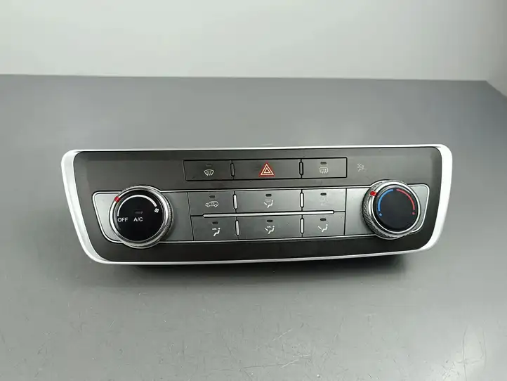 SsangYong Musso (2018 - 2023) 6872038000 Модуль управления кондиционером — фото 2