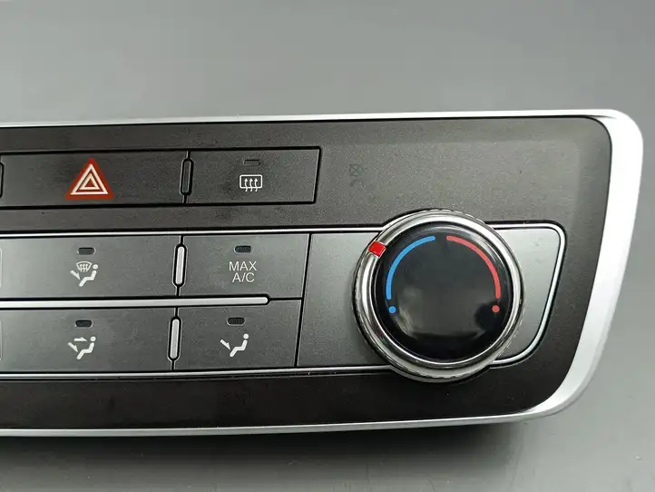 SsangYong Musso (2018 - 2023) 6872038000 Модуль управления кондиционером — фото 8