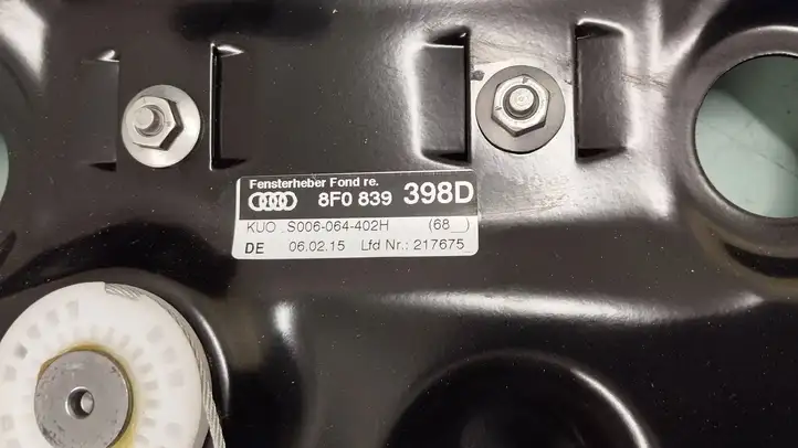 Audi S5 8T (2011 - 2016) 8f0809890b Стекло задней двери — фото 5