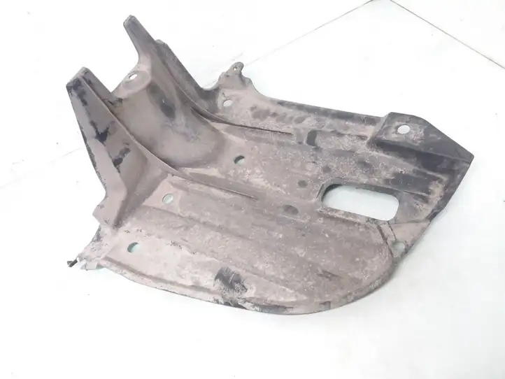 Toyota Avensis T250 (2006 - 2009) 5839805030 Защита заднего бампера — фото 1