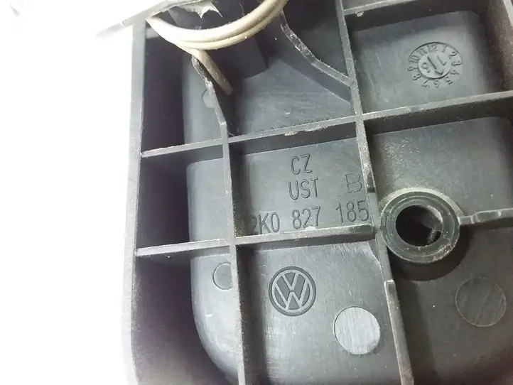 Volkswagen Caddy (2015 - 2020) 2K0827185B Внутренняя ручка двери багажника — фото 3