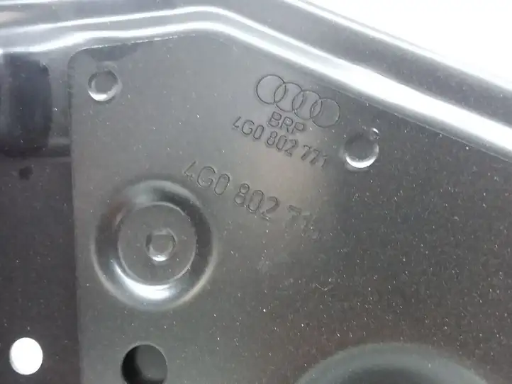 Audi A6 C7 (2011 - 2014) 4G0802771 Кронштейн запасного колеса — фото 3