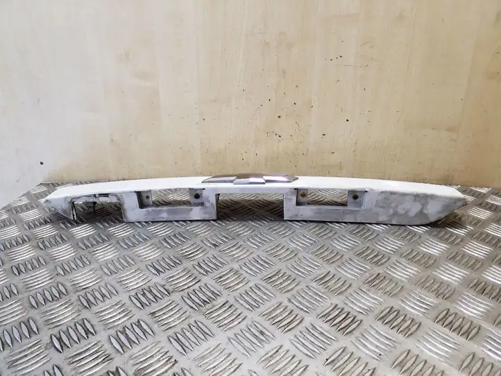 Chevrolet Captiva (2011 - 2013) 20921280 Подсветка номера — фото 3