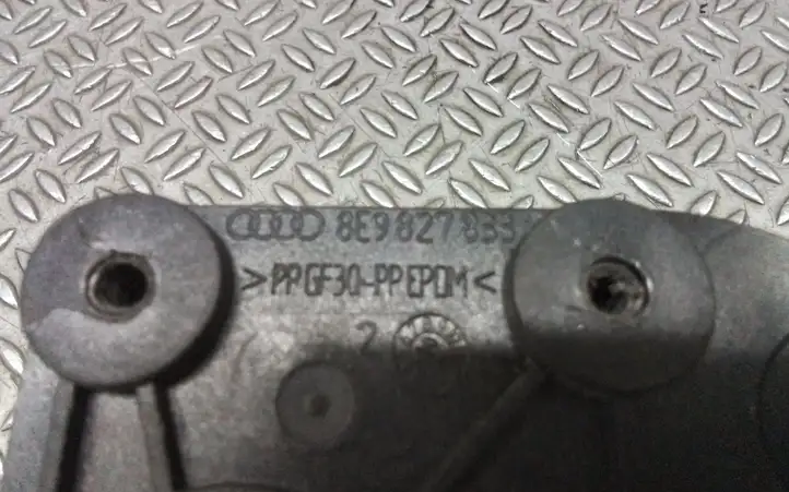 Audi A6 S6 C5 4B (2001 - 2004) 8E9827833 Актуатор замка задней двери — фото 2