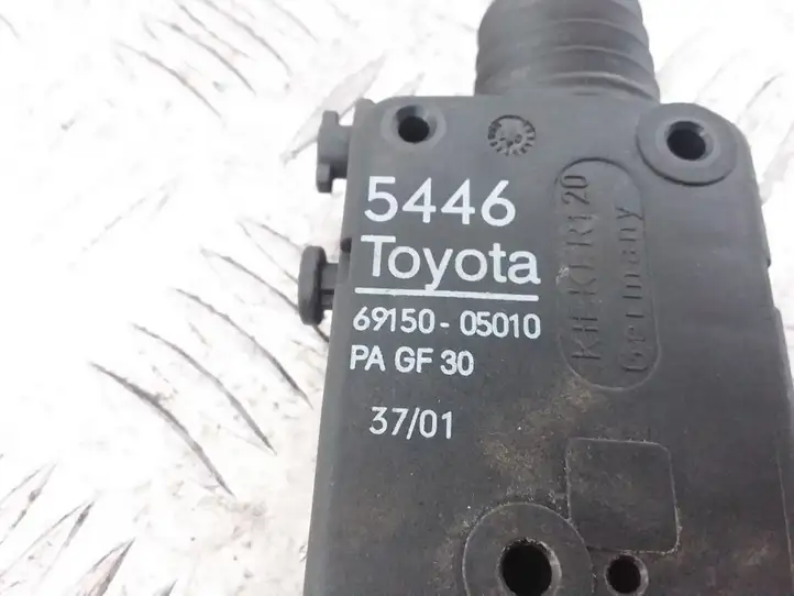 Toyota Avensis T220 (2000 - 2003) 6915005010 Актуатор замка задней двери — фото 4