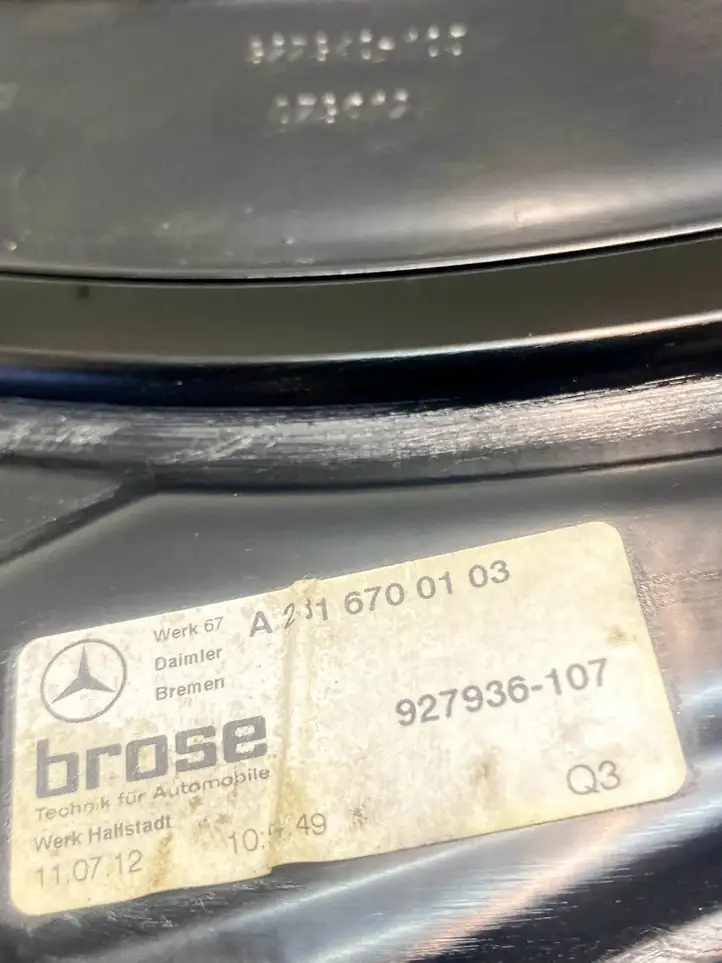 Mercedes-Benz SL R231 (2012 - 2019) A2316700103 Электродвигатель форточки — фото 6